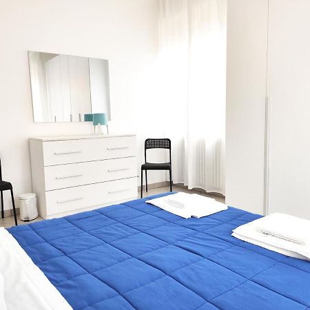 Mamma Casa Marina Center Apartments Rimini Bagian luar foto